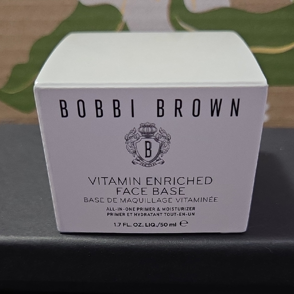 Bobbi Brown Vitamin Enriched Face Base
